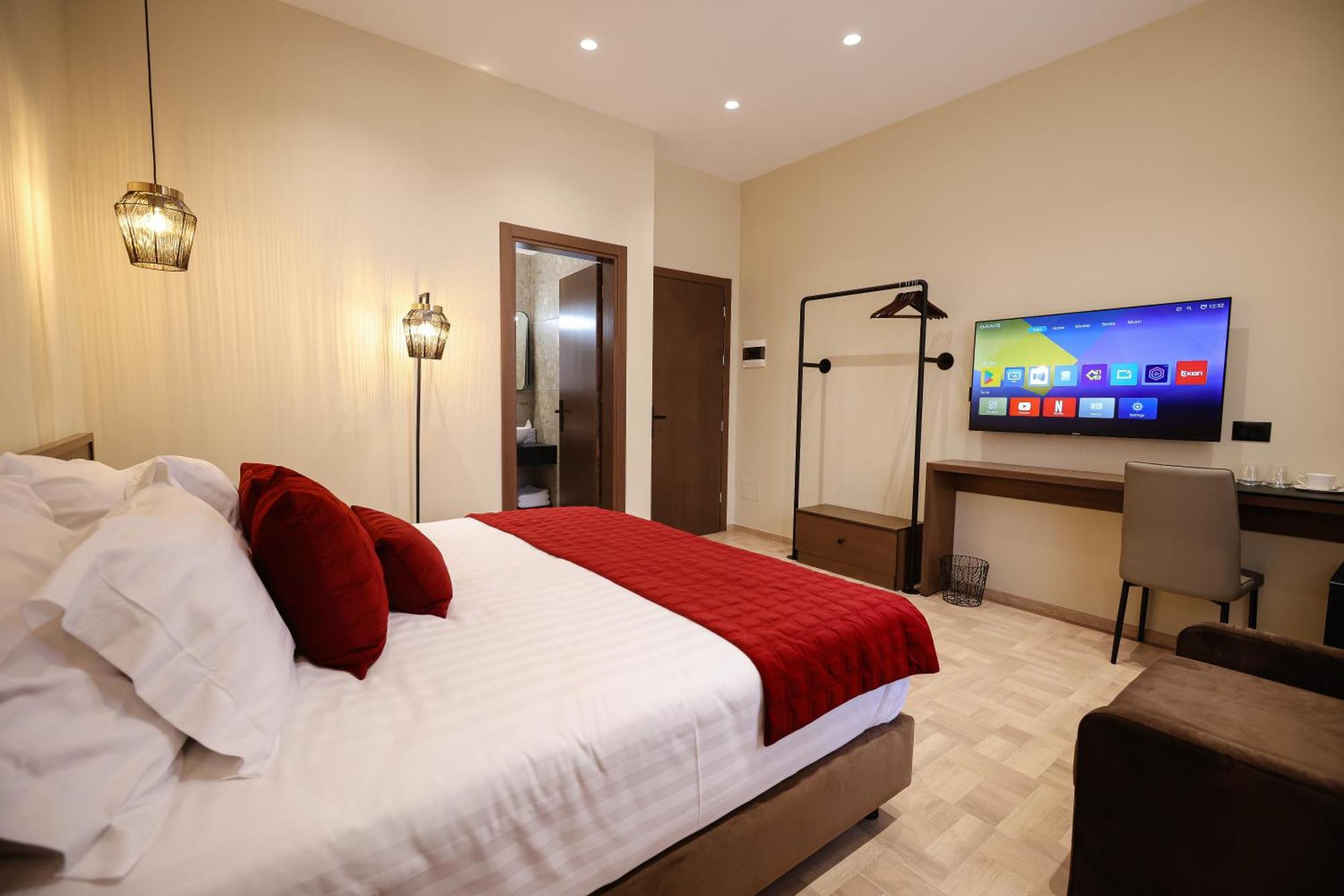 Cloud 5 Blloku Rooms Tirana Exterior photo